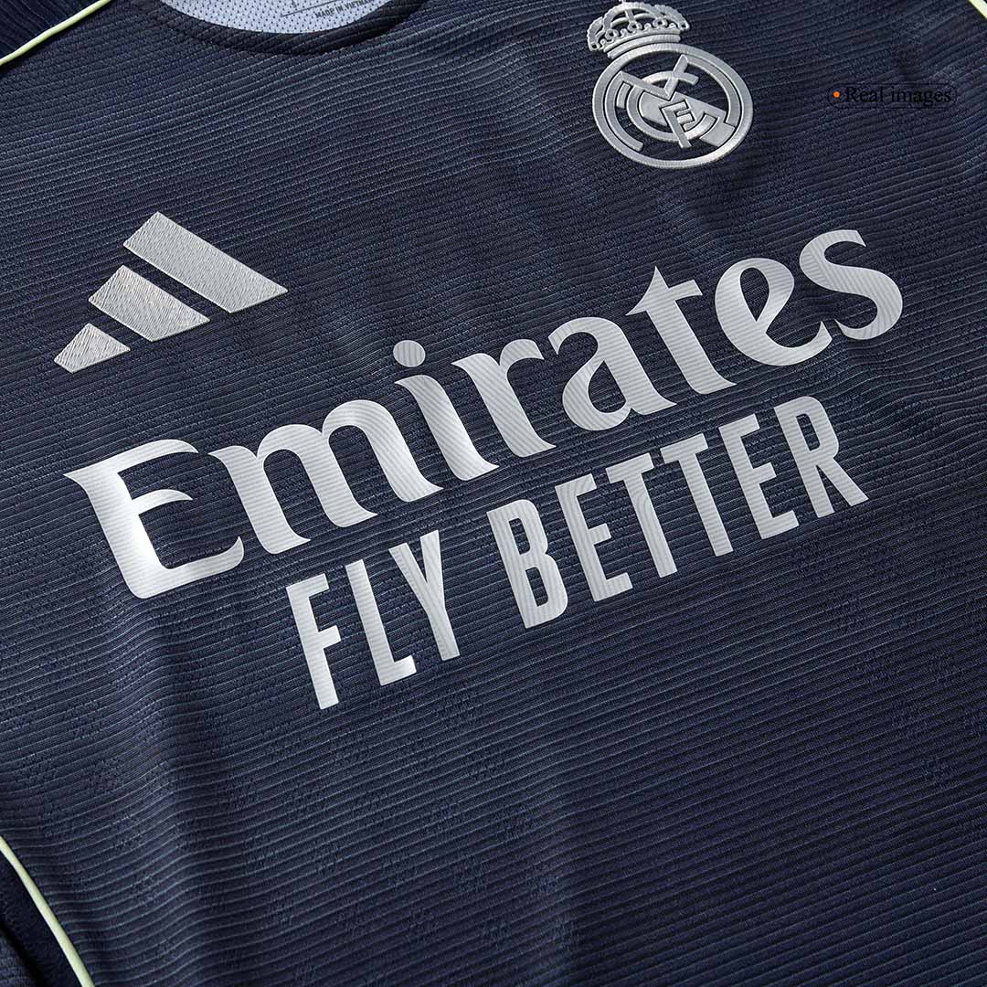 Camiseta Auténtica Valverde #8 Real Madrid 2025/26 Segunda Equipación - Versión Jugador - Vista 4