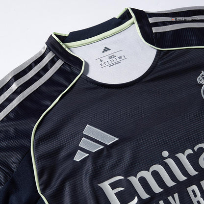 Camiseta Valverde #8 Real Madrid 2025/26 Segunda Equipación Hombre - Versión Hincha (Calidad Premium) - Vista 7