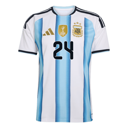 Camiseta E. Fernández #24 Argentina 2026 Primera Equipación Copa del Mundo - Versión Hincha (Calidad Premium) - Vista 8