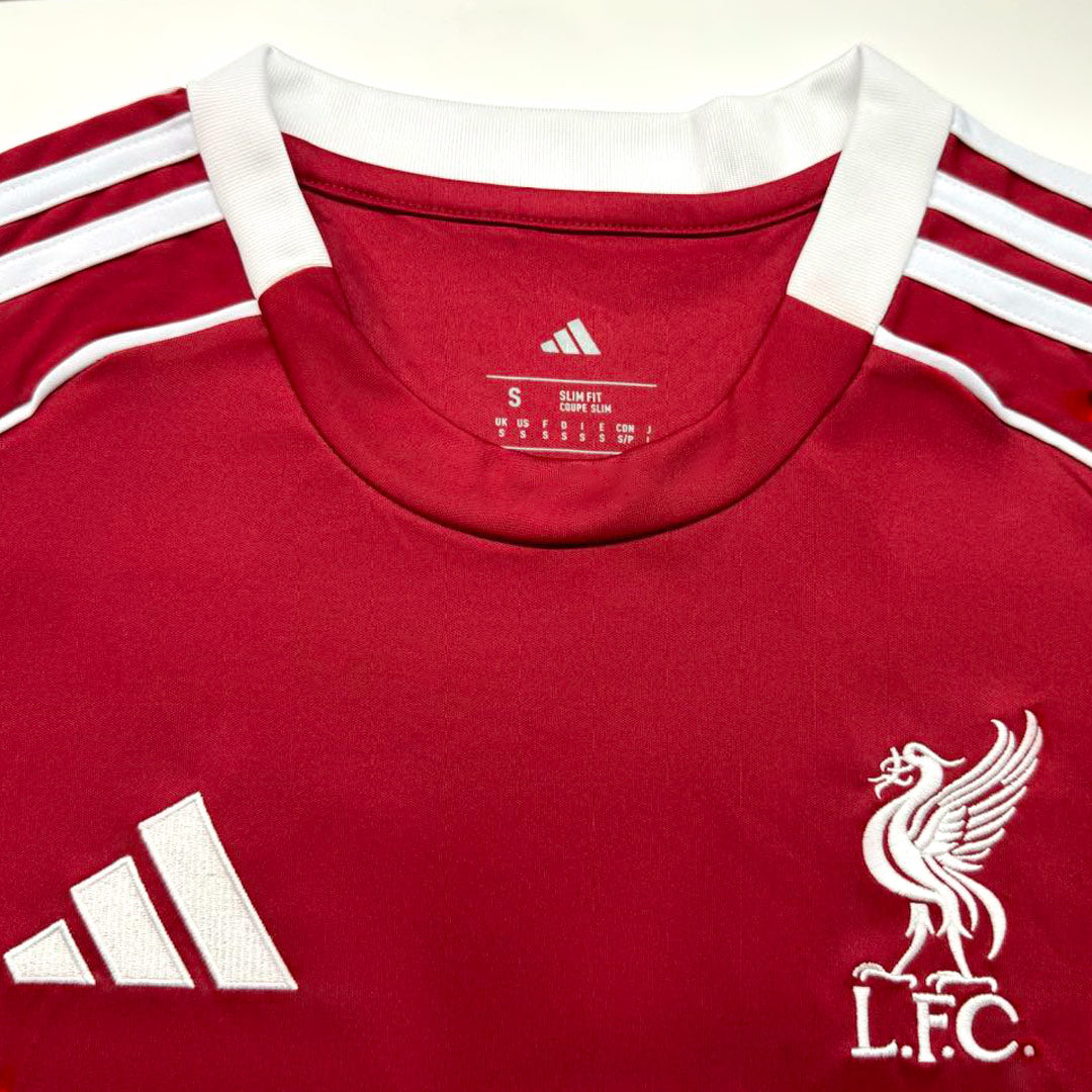 Camiseta M. Salah #11 Liverpool 2025/26 Primera Equipación - Versión Hincha - Vista 3