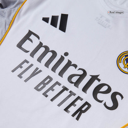 Conjunto Auténtico Real Madrid 2025/26 Primera Equipación (Camiseta + Pantalón Corto) - Vista 4